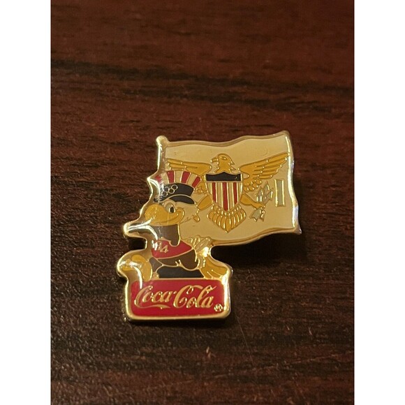 Vintage 1984 LA Olympics Coca Cola Sam Eagle US Virgin Islands Flag Lapel Pin - Picture 1 of 3